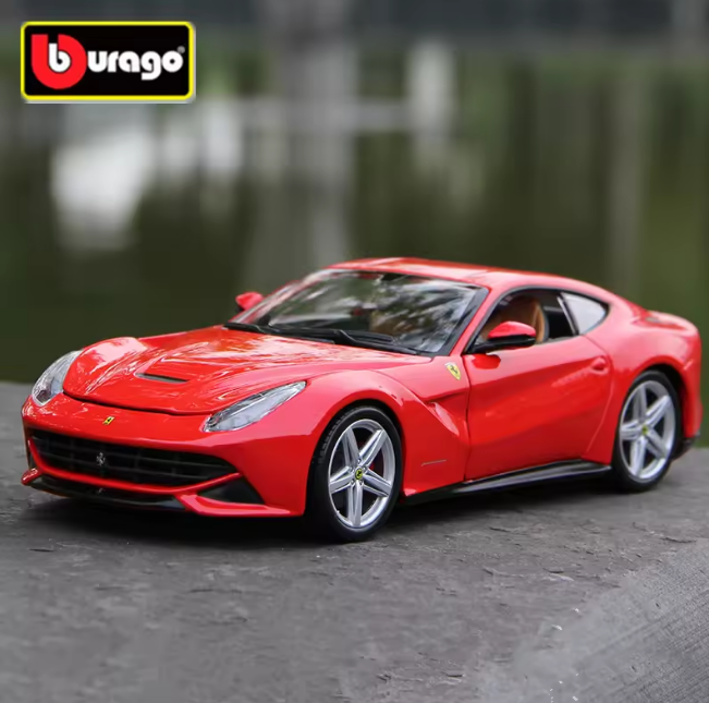 Bburago 1:24 Ferrari F12 Berlinetta Model